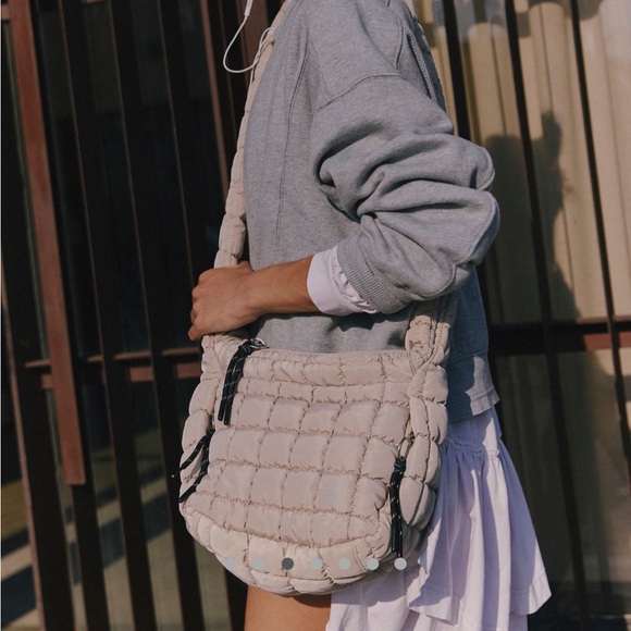 QUILTED BABY CARRYALL SLING BAG TOFU - Picture 4 of 6